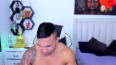 Snapshot of _matthew_santos_ chatting on September 17, 2025, 10:33 pm _matthew_santos_ online show from September 17, 2025, 10:33 pm