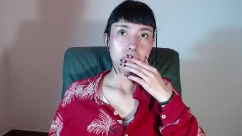 Snapshot of _mavis2 chatting on October 20, 2025, 8:31 pm Mavis online show from October 20, 2025, 8:31 pm