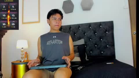 Snapshot of _maximo_1 chatting on June 19, 2026, 2:43 pm _maximo_1 online show from June 19, 2026, 2:43 pm