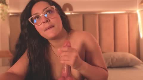 Max online show from February 3, 2026, 6:40 am