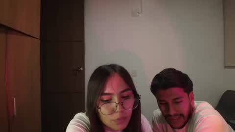 max and abby online show from May 7, 2026, 1:22 am