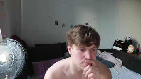 Snapshot of _medaed20_ chatting on October 11, 2025, 2:15 pm Medaed20 online show from October 11, 2025, 2:15 pm