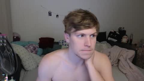 Snapshot of _medaed20_ chatting on October 12, 2025, 6:18 pm Medaed20 online show from October 12, 2025, 6:18 pm