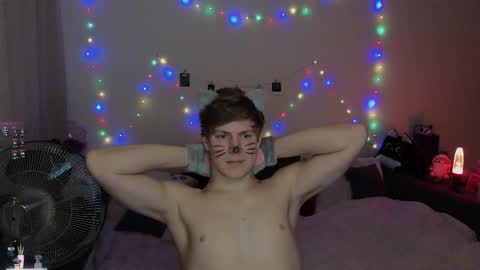 Snapshot of _medaed20_ chatting on October 31, 2025, 5:25 pm Medaed20 online show from October 31, 2025, 5:25 pm