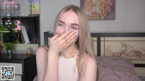 Snapshot of _medal_of_horny_ chatting on September 27, 2025, 8:08 am Elva and Kate online show from September 27, 2025, 8:08 am