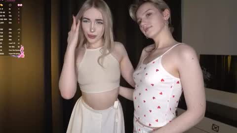 Elva and Kate  online show from January 14, 2026, 5:46 am