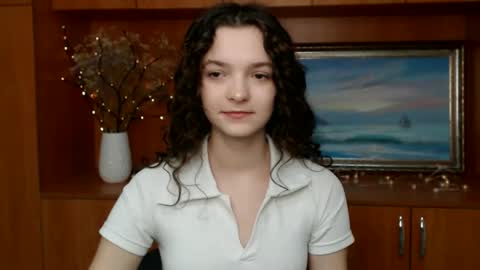 Susie online show from December 11, 2024, 1:17 pm