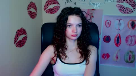 Snapshot of _megasta chatting on April 3, 2026, 6:39 pm Susie online show from April 3, 2026, 6:39 pm