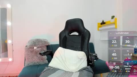 Juli online show from December 3, 2025, 8:51 pm