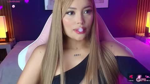 Snapshot of _meliblue chatting on October 16, 2025, 7:37 pm Meli online show from October 16, 2025, 7:37 pm