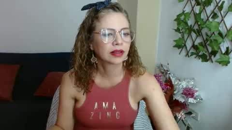 melisa online show from December 4, 2024, 7:45 pm