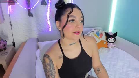 Snapshot of _melodyblossom_ chatting on September 15, 2025, 8:31 pm _melodyblossom_ online show from September 15, 2025, 8:31 pm