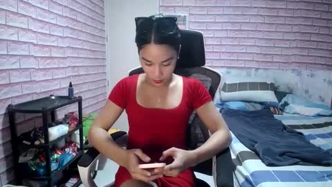 julia online show from December 31, 2024, 7:20 am