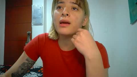 Snapshot of _mia_foster1 chatting on April 20, 2026, 6:20 pm Mia-foster online show from April 20, 2026, 6:20 pm