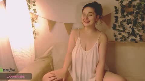 Snapshot of _mia_more chatting on October 27, 2025, 1:42 am Mia online show from October 27, 2025, 1:42 am