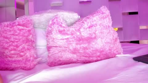 MIA online show from January 24, 2025, 7:39 pm