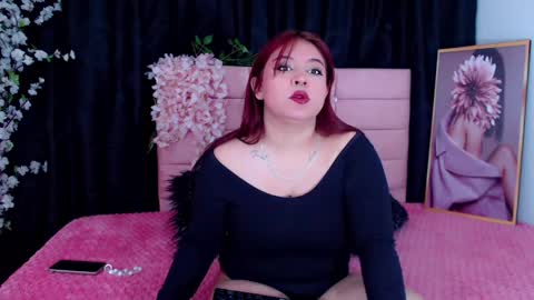 _mia_valencia_ online show from June 3, 2026, 11:24 am