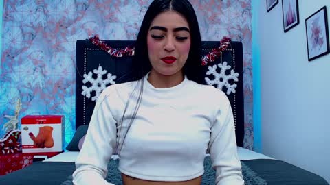 Mia Monroe online show from January 4, 2025, 4:22 pm