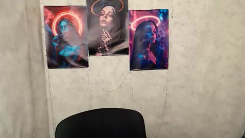 Snapshot of _miaangel_ chatting on October 8, 2025, 2:04 pm Mia online show from October 8, 2025, 2:04 pm