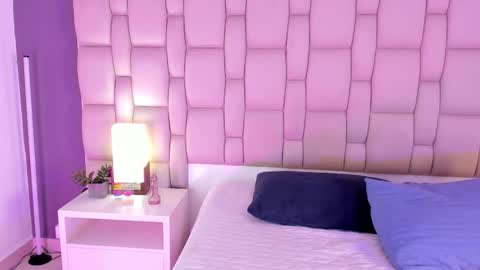 _miamiller_ online show from January 16, 2026, 7:18 pm