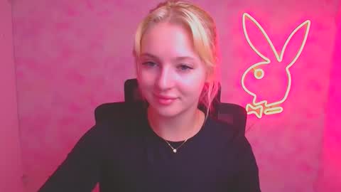 Melanie online show from September 20, 2025, 11:11 am