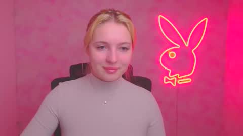 Melanie online show from October 25, 2025, 11:29 am