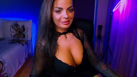 Snapshot of _milani_ chatting on June 16, 2026, 5:04 pm Milani online show from June 16, 2026, 5:04 pm