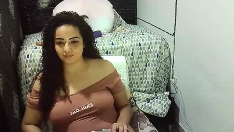 _milf_naughty online show from October 8, 2025, 4:21 am