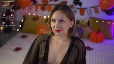 Snapshot of _million_dollarsmile chatting on October 25, 2025, 10:23 am _million_dollarsmile online show from October 25, 2025, 10:23 am