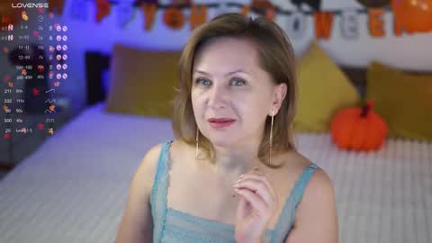 Snapshot of _million_dollarsmile chatting on October 29, 2025, 10:28 am _million_dollarsmile online show from October 29, 2025, 10:28 am