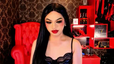 Snapshot of _ministryofsin_ chatting on September 9, 2025, 5:23 pm Raven Strauss online show from September 9, 2025, 5:23 pm