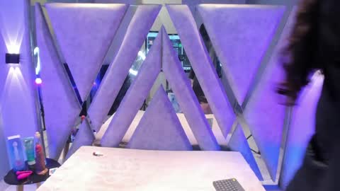 Snapshot of _mishell22 chatting on March 26, 2026, 2:33 pm _mishell22 online show from March 26, 2026, 2:33 pm