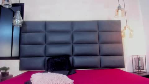 ashley online show from September 9, 2025, 1:32 pm