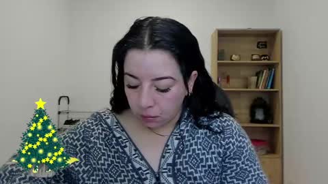 _miss_coco_ online show from December 6, 2024, 11:54 am