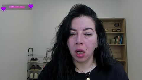_miss_coco_ online show from December 12, 2024, 2:11 pm