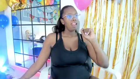 Snapshot of _miss_khaleesi_ chatting on June 17, 2026, 3:57 pm _miss_khaleesi_ online show from June 17, 2026, 3:57 pm