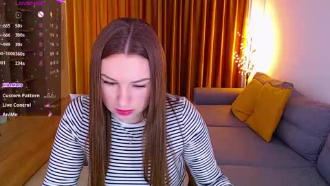 Mia online show from March 4, 2025, 8:24 am