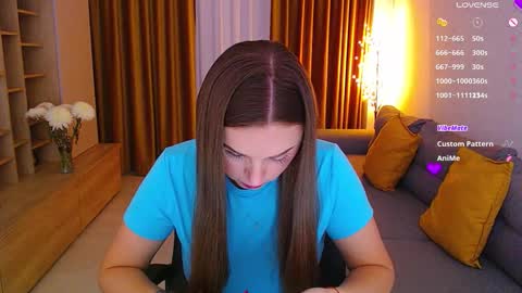 Mia online show from October 27, 2025, 5:33 am