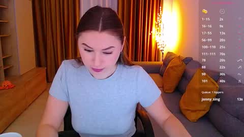 Mia online show from February 15, 2026, 7:05 am