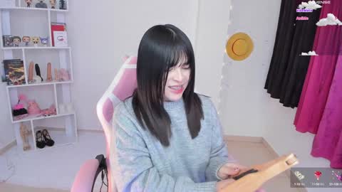 Hanna  Idependent Model   online show from February 6, 2025, 2:44 am