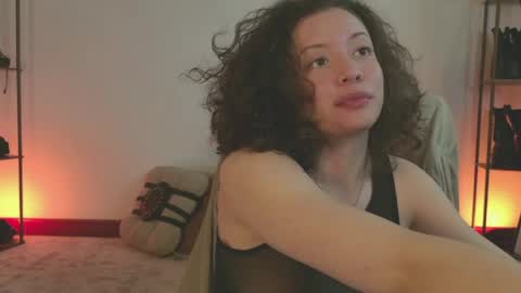 Mara Independent model online show from May 2, 2026, 7:19 pm