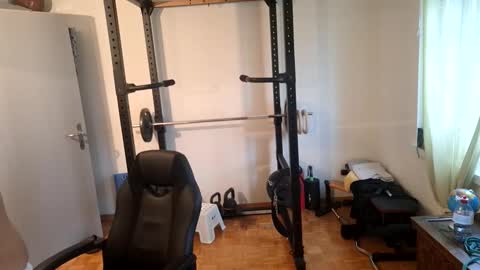 BENJI online show from November 4, 2025, 8:13 am