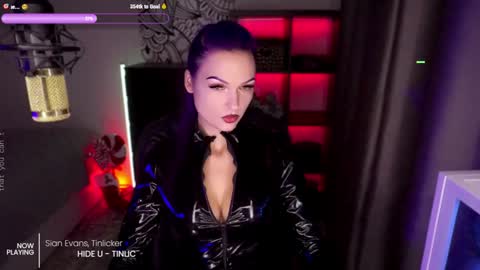 Mistress Milana online show from December 16, 2024, 6:38 pm