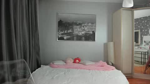 alienmito online show from June 9, 2026, 10:54 pm