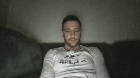 _mokevil_ online show from May 9, 2026, 10:48 pm