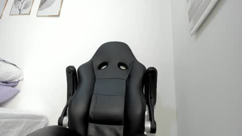 Snapshot of _molly_rosse_ chatting on May 16, 2026, 11:53 am _molly_rosse_ online show from May 16, 2026, 11:53 am