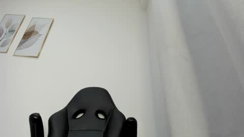 Snapshot of _molly_rosse_ chatting on May 27, 2026, 12:02 pm _molly_rosse_ online show from May 27, 2026, 12:02 pm