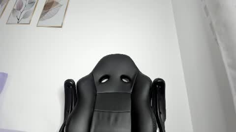 _molly_rosse_ online show from July 1, 2026, 11:56 am