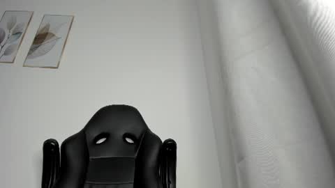 _molly_rosse_ online show from July 22, 2026, 12:08 pm
