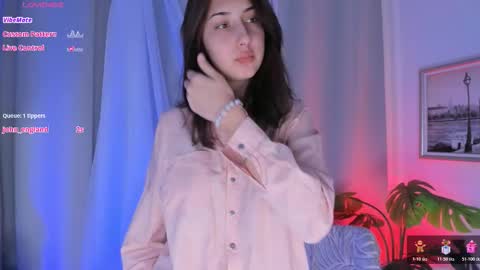 Eva online show from January 15, 2026, 12:10 pm